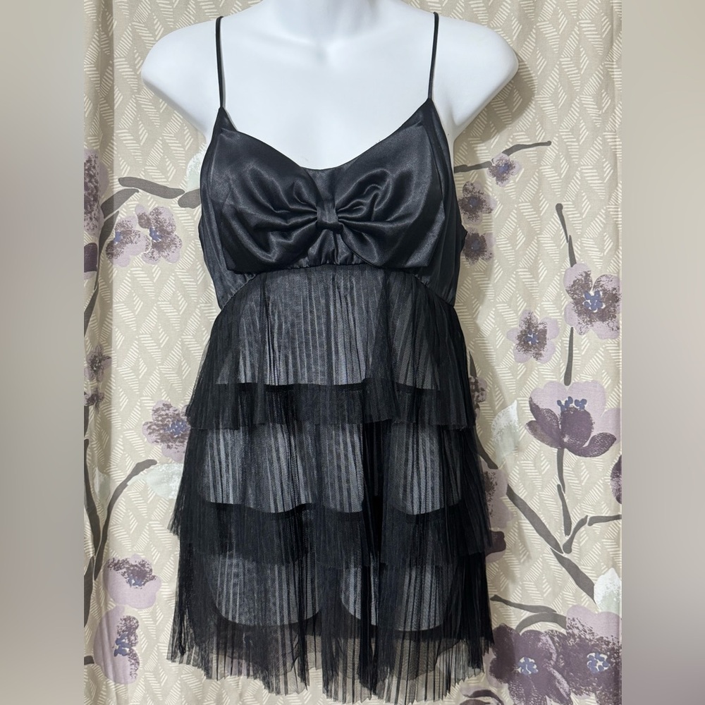Victoria's Secret Black tulle layered babydoll slip